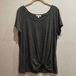 Nine Britton Twist front top Large